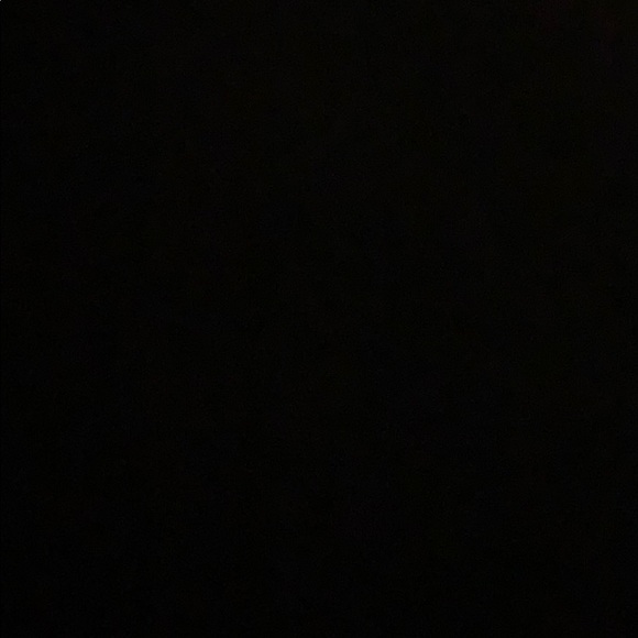 Meet your Posher, Jennifer - Picture 1 of 1